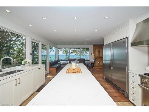 1681 Macdonald Drive, Fort Erie, ON - Indoor Photo Showing Kitchen With Double Sink