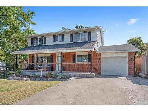 163 Champlain Drive, Fort Erie, ON - Outdoor With Deck Patio Veranda With Facade