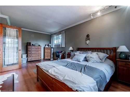 37 Bendingroad Crescent, St. Catharines, ON - Indoor Photo Showing Bedroom