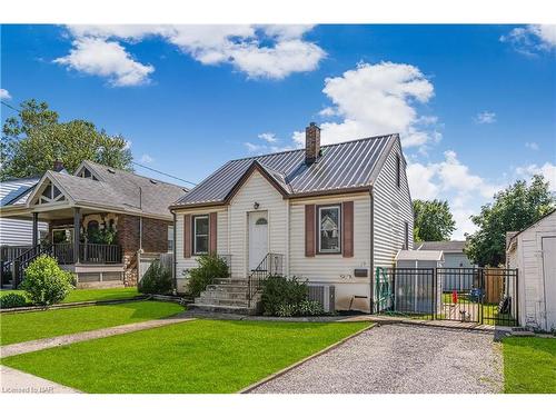 19 Campbell Avenue, St. Catharines, ON - Outdoor With Facade