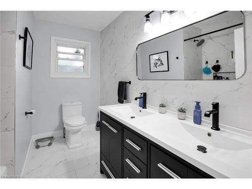 3 Cherrylane Drive, St. Catharines, ON - Indoor Photo Showing Bathroom