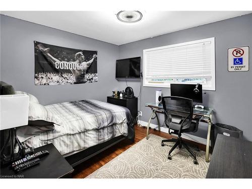 3 Cherrylane Drive, St. Catharines, ON - Indoor Photo Showing Bedroom