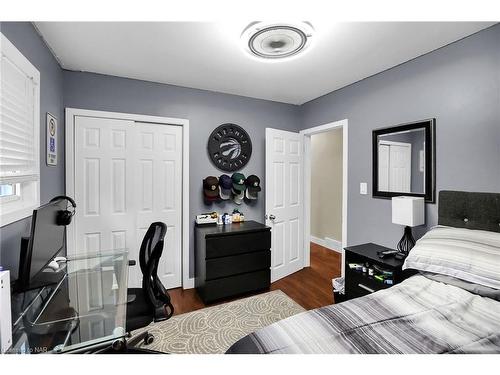 3 Cherrylane Drive, St. Catharines, ON - Indoor Photo Showing Bedroom