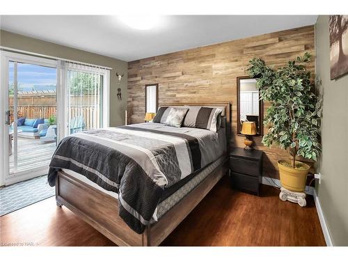 3 Cherrylane Drive, St. Catharines, ON - Indoor Photo Showing Bedroom