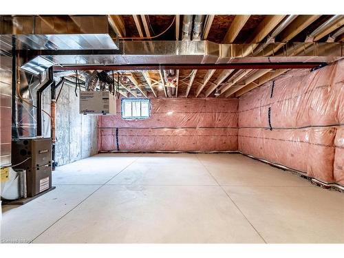 8-121A Moffatt Street, St. Catharines, ON - Indoor Photo Showing Basement