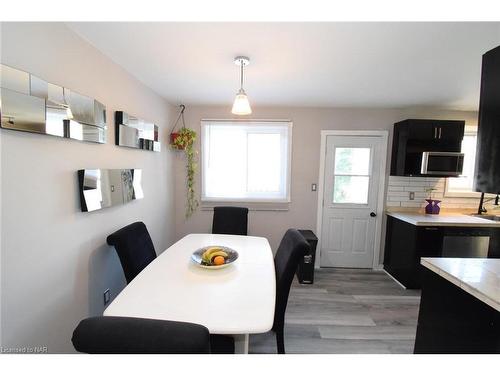 21 Fairlawn Crescent, Welland, ON - Indoor Photo Showing Dining Room