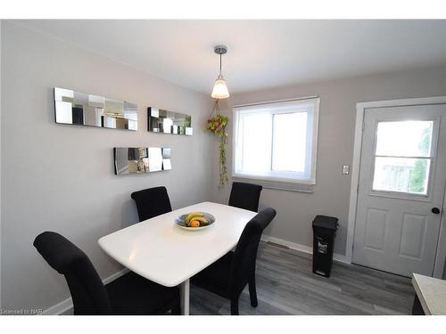 21 Fairlawn Crescent, Welland, ON - Indoor Photo Showing Dining Room