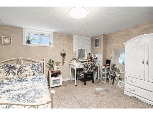 74 Marmora Street, St. Catharines, ON - Indoor Photo Showing Bedroom