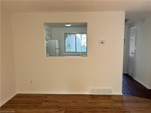 73-50 Lakeshore Road, St. Catharines, ON - Indoor Photo Showing Other Room