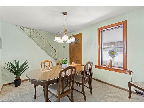 1 Nello Street, St. Catharines, ON - Indoor Photo Showing Dining Room