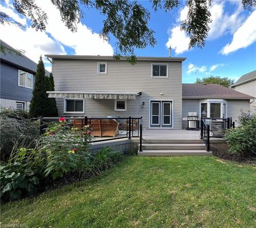 8 Meadowbrook Lane, Pelham, ON - Outdoor With Deck Patio Veranda