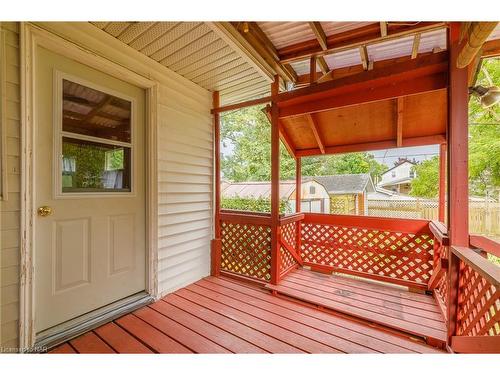 33 Dufferin Street, Welland, ON - Outdoor With Deck Patio Veranda With Exterior