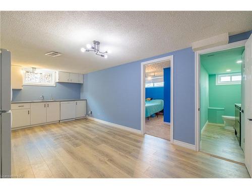 13 Janet Street, Port Colborne, ON - Indoor Photo Showing Kitchen