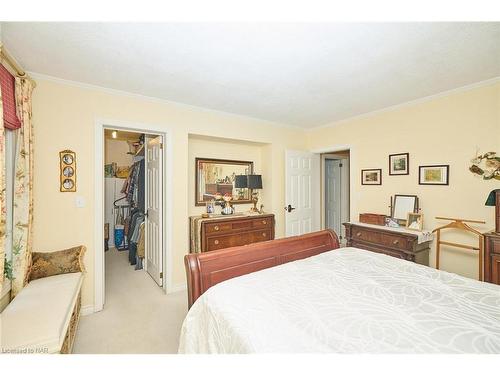 1750 York Road, Niagara-On-The-Lake, ON - Indoor Photo Showing Bedroom