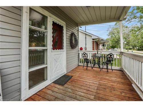 2503 Coral Avenue, Stevensville, ON - Outdoor With Deck Patio Veranda With Exterior