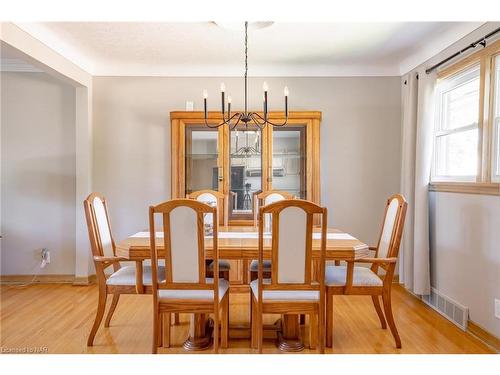 3 Grove Avenue, St. Catharines, ON - Indoor Photo Showing Dining Room