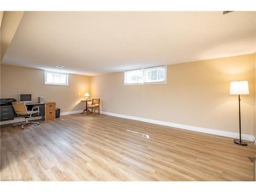 3 Grove Avenue, St. Catharines, ON - Indoor