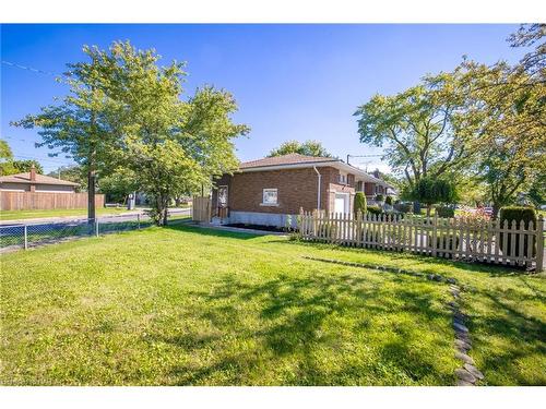 3 Grove Avenue, St. Catharines, ON - Outdoor With Backyard