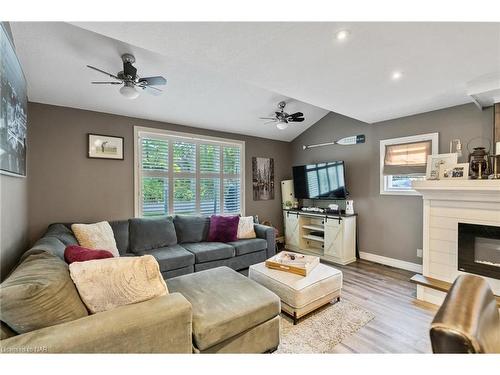 10562 Lakeshore Road W, Port Colborne, ON - Indoor Photo Showing Living Room With Fireplace