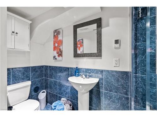 10562 Lakeshore Road W, Port Colborne, ON - Indoor Photo Showing Bathroom