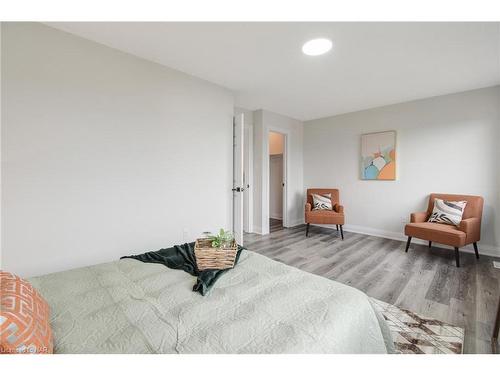 125 Dunlop Court, Brampton, ON - Indoor Photo Showing Bedroom