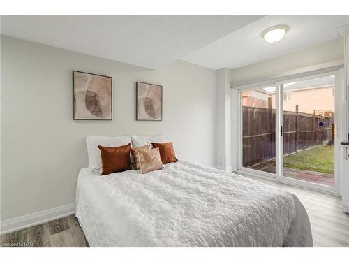 125 Dunlop Court, Brampton, ON - Indoor Photo Showing Bedroom