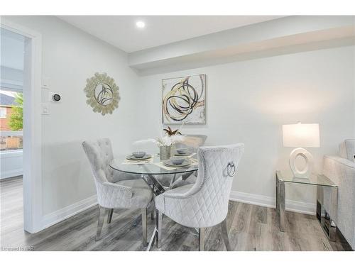 125 Dunlop Court, Brampton, ON - Indoor Photo Showing Dining Room