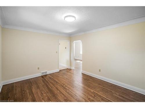 25 Parnell Road, St. Catharines, ON - Indoor Photo Showing Other Room