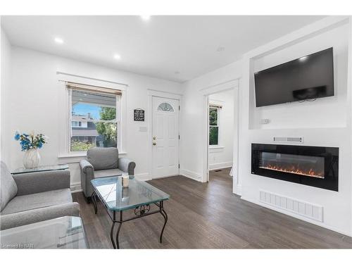 36 Margery Road, Welland, ON - Indoor Photo Showing Living Room With Fireplace