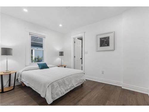 36 Margery Road, Welland, ON - Indoor Photo Showing Bedroom