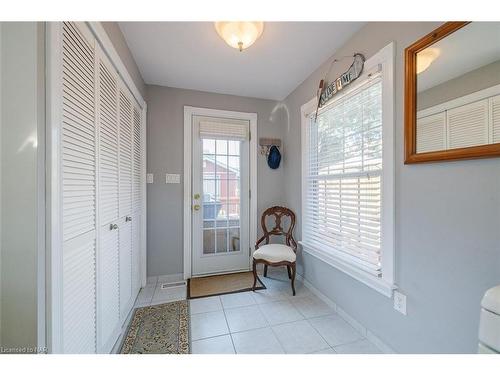 263 Maplewood Avenue, Crystal Beach, ON - Indoor Photo Showing Other Room