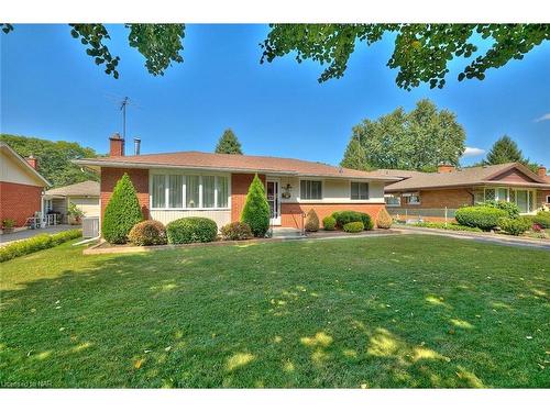 6357 Glengate Street, Niagara Falls, ON - Outdoor With Facade