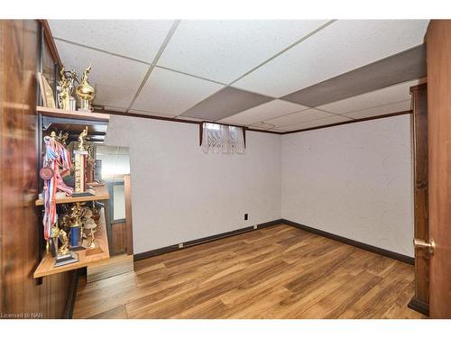 6357 Glengate Street, Niagara Falls, ON - Indoor Photo Showing Other Room