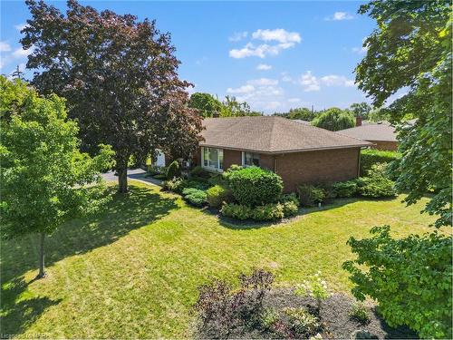 4 Tamarack Street, Welland, ON - Outdoor