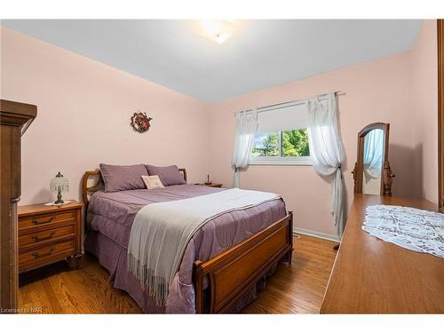 4 Tamarack Street, Welland, ON - Indoor Photo Showing Bedroom