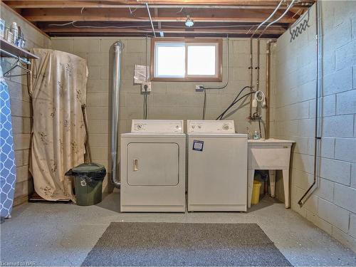 46 Collier Road S, Thorold, ON - Indoor Photo Showing Laundry Room