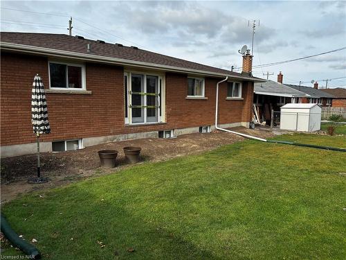 46 Collier Road S, Thorold, ON - Outdoor With Exterior