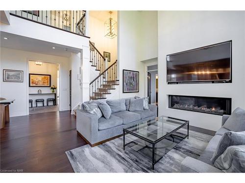 1 Tuscany Court, St. Catharines, ON - Indoor Photo Showing Living Room With Fireplace