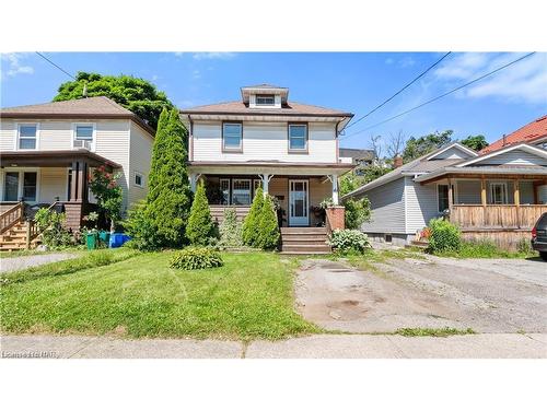 41 Berryman Avenue, St. Catharines, ON - Outdoor With Deck Patio Veranda With Facade