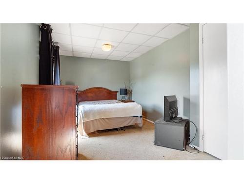 41 Berryman Avenue, St. Catharines, ON - Indoor Photo Showing Bedroom