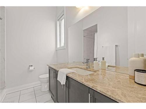 74 Cannery Drive, Niagara-On-The-Lake, ON - Indoor Photo Showing Bathroom