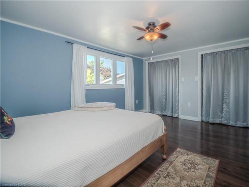 219 Lakeshore Road, St. Catharines, ON - Indoor Photo Showing Bedroom