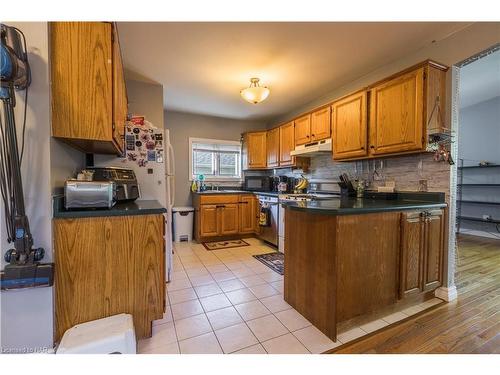 29 Lillian Place, Fort Erie, ON - Indoor Photo Showing Kitchen