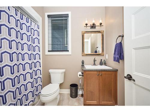 57 Campbell Street Street, Thorold, ON - Indoor Photo Showing Bathroom