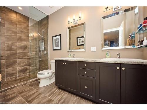 57 Campbell Street Street, Thorold, ON - Indoor Photo Showing Bathroom