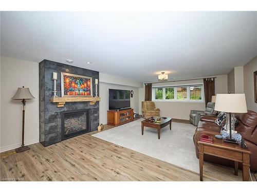 57 Campbell Street Street, Thorold, ON - Indoor Photo Showing Living Room With Fireplace