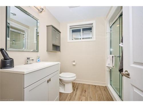 57 Campbell Street Street, Thorold, ON - Indoor Photo Showing Bathroom