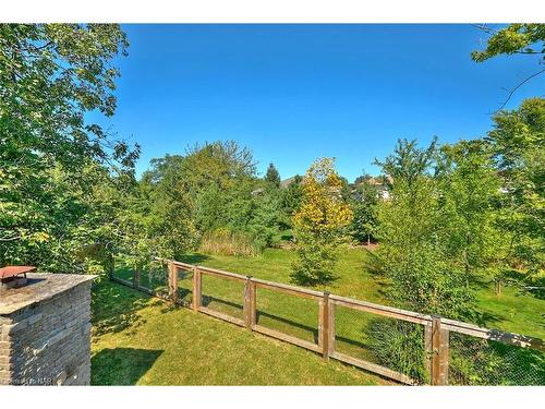 8103 Costabile Drive, Niagara Falls, ON - Outdoor