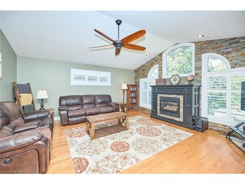 8103 Costabile Drive, Niagara Falls, ON - Indoor Photo Showing Living Room With Fireplace