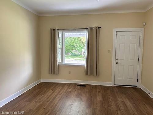 30-30 1/2 Wiley Street, St. Catharines, ON - Indoor Photo Showing Other Room